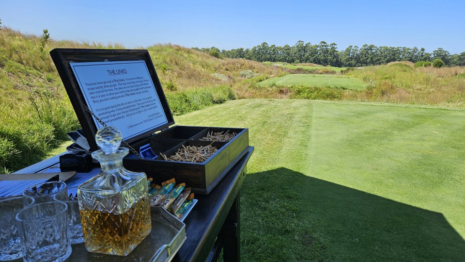 <h2>The Best of South Africa Escorted 2023</h2> 14 Nights | 6 Rounds | March 11 - 25